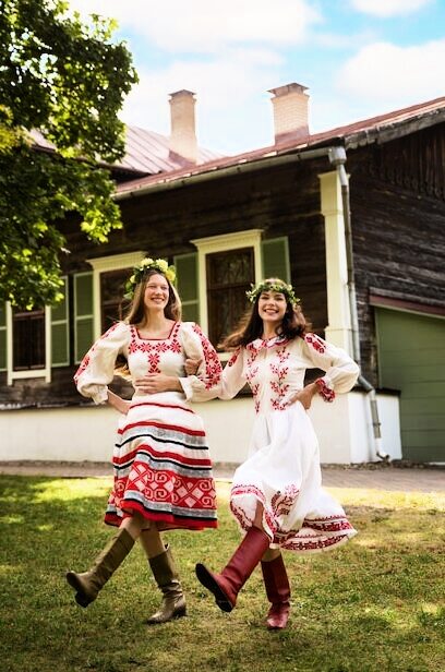 Праздник встречи весны «Мэрцишор»